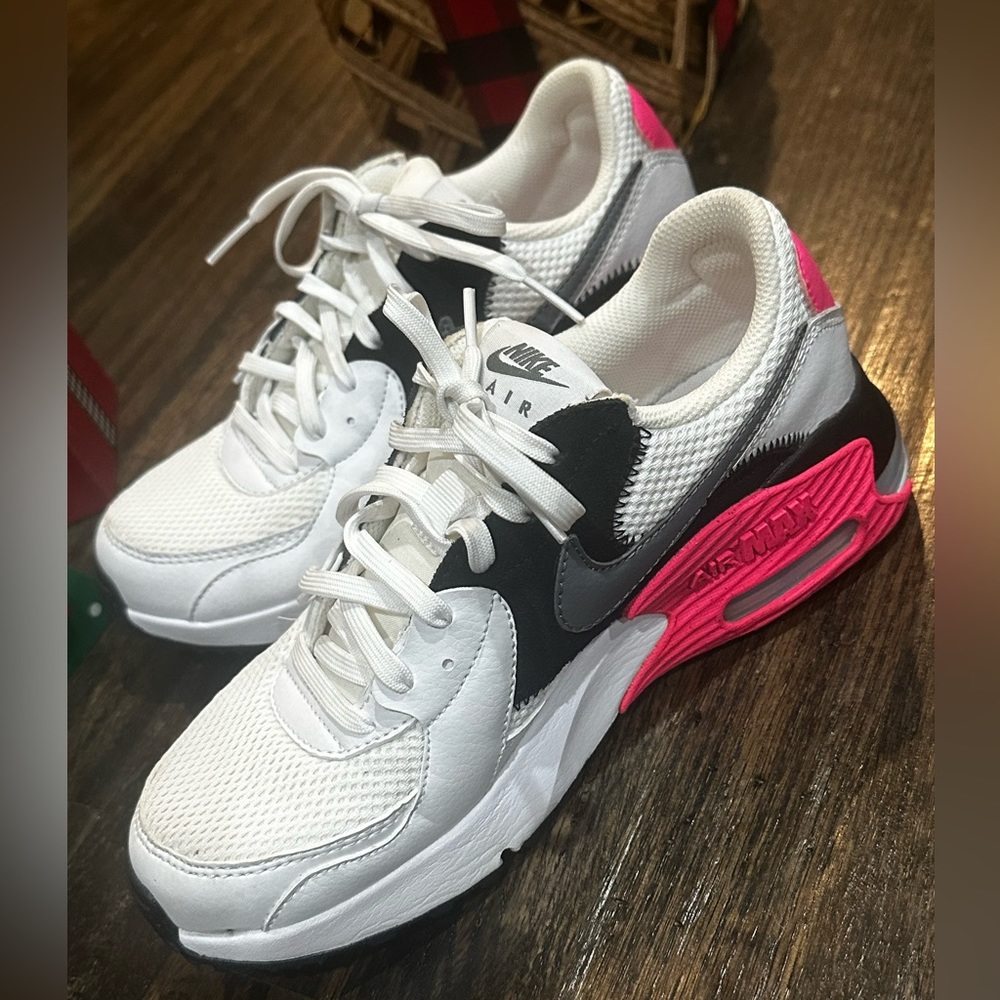 Nike Air Max Excee Womens Size 6 - Picture 6 of 10